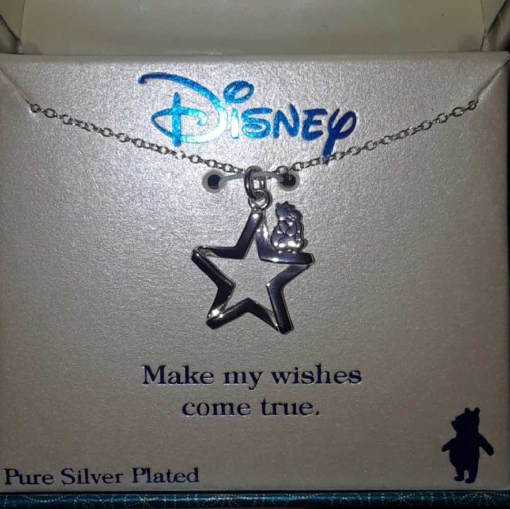 NEW- Winnie the Pooh Star Necklace